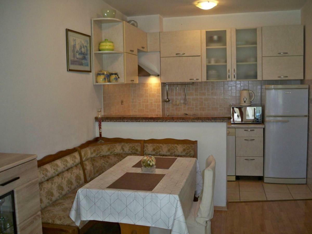 Apartmani Perkovic Baška Voda Exterior foto