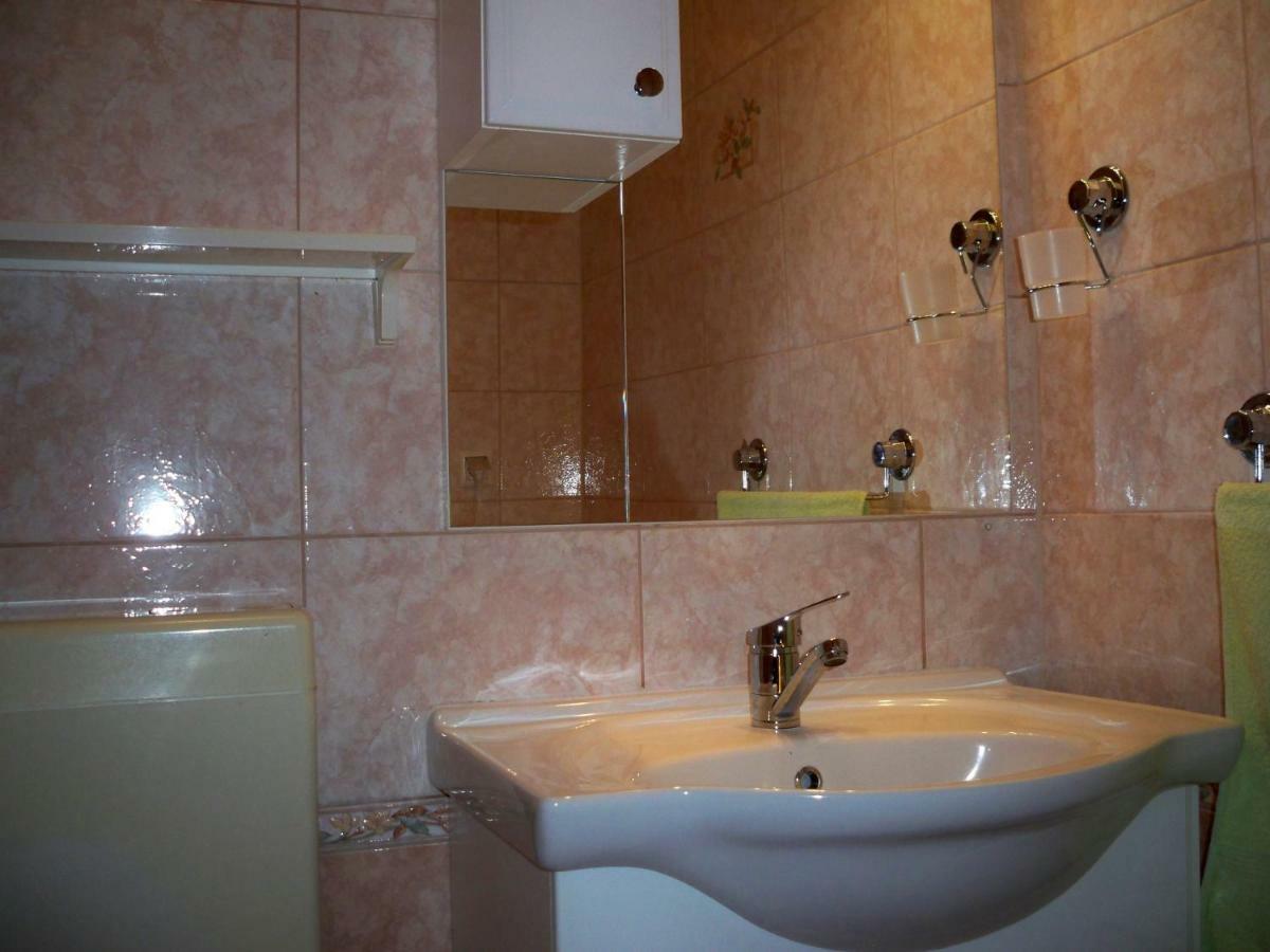 Apartmani Perkovic Baška Voda Exterior foto